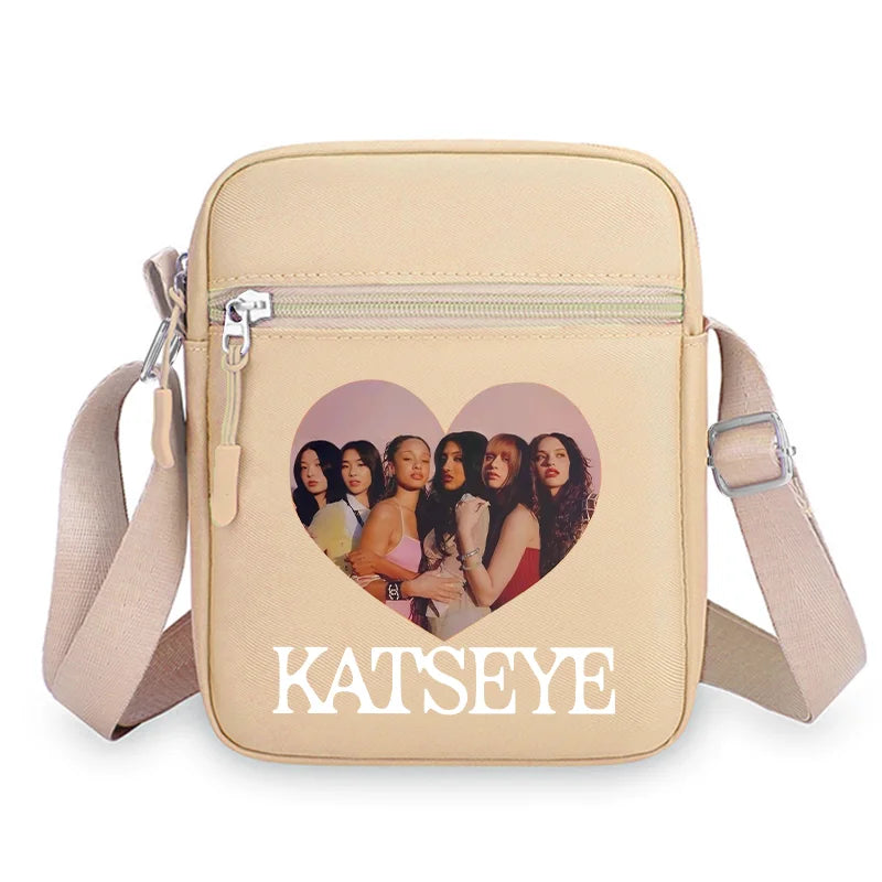 Katseye Fashion Shoulder Bag Large Capacity Women Crossbody Bags Kpop Manon Print Portable Sports Handbag Cartoon Birthday Gift